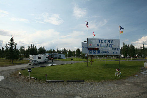 Tok Rv Village And Cabins Екстериор снимка
